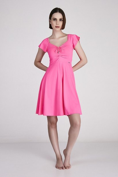 vestido rosa 2 em 1 acompanha short do mesmo tecido e cor moda praia modesta epulari 2