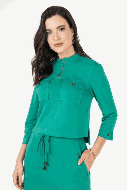 05 blusa verde de moletinho com ziper via tolentino